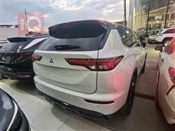 ميتسوبيشي اوتلاندر